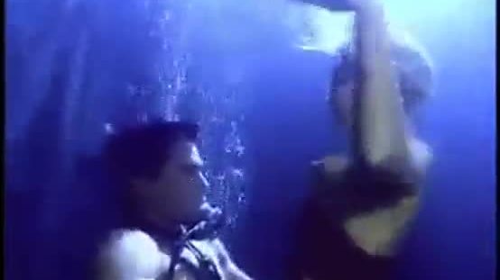 Sandy Knight and Robyn Foster in a threesome underwater